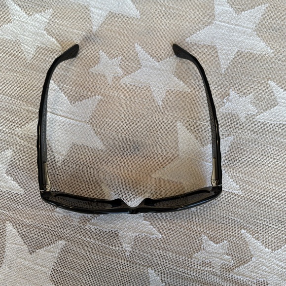 Chanel Sunglasses Vintage Style 5094 *Authentic* - Picture 6 of 11